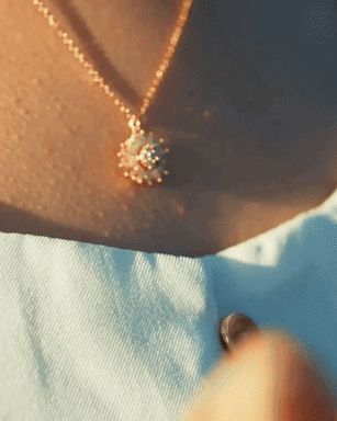 Collar girasol giratorio